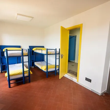 Xanascat Hostel *