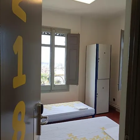 Alberg Barcelona Xanascat Hostel *